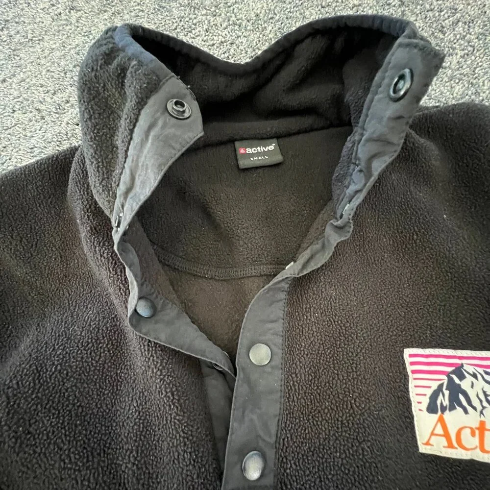Active Fleece Pullover - Picture 2 of 6